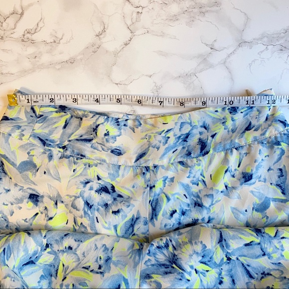 Lovers + Friends Willow Pants Abstract Floral - Picture 5 of 10